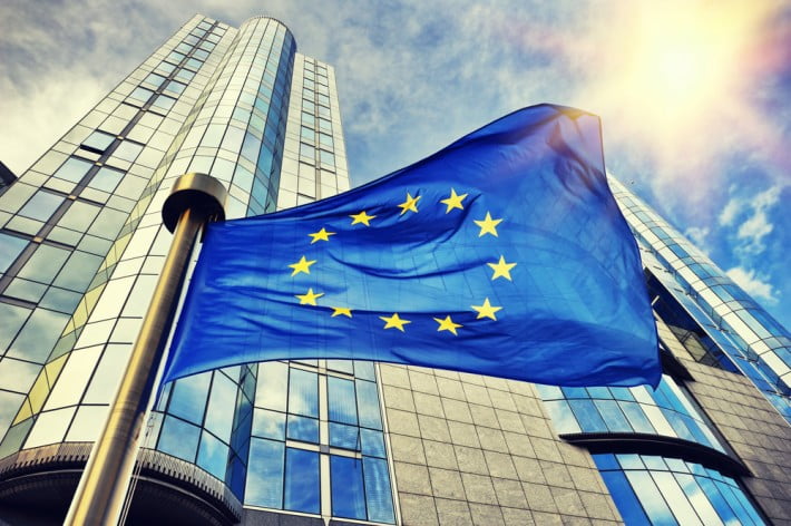Брисел: Европски парламент усвојио резолуцију којом се позива да се „Украјини и Молдавији без одлагања додели статус кандидата“