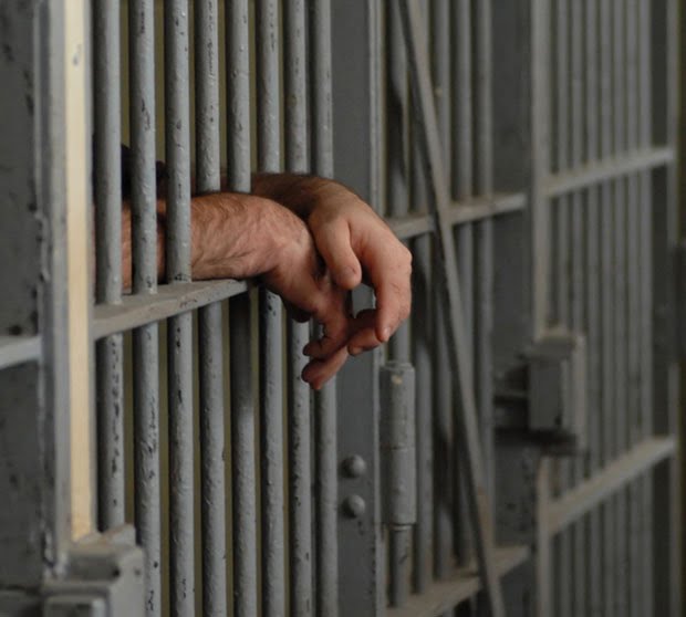 Регионалне власти у немачкој одлучиле да направе затвор за прекршиоце карантинa