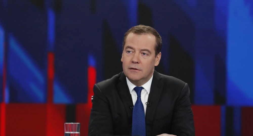 Медведев: САД нам објавиле рат преко посредника