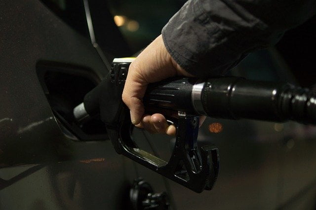 "Повећање акциза на гориво удар на привреду у кризи"