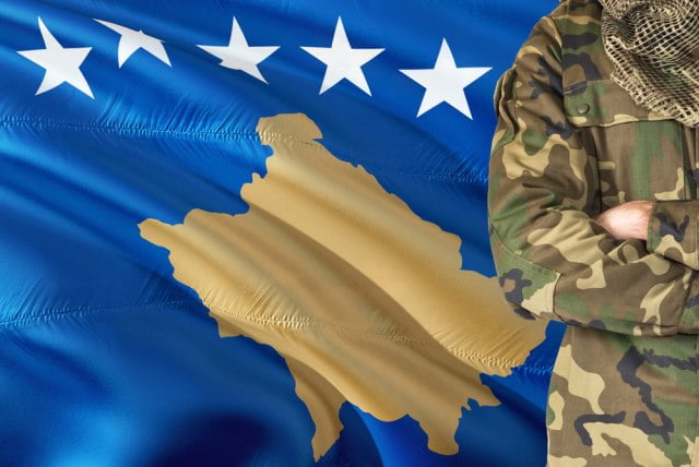 Срби опет у опасности: Хитно појачати међународно присуство у српским срединама на КиМ