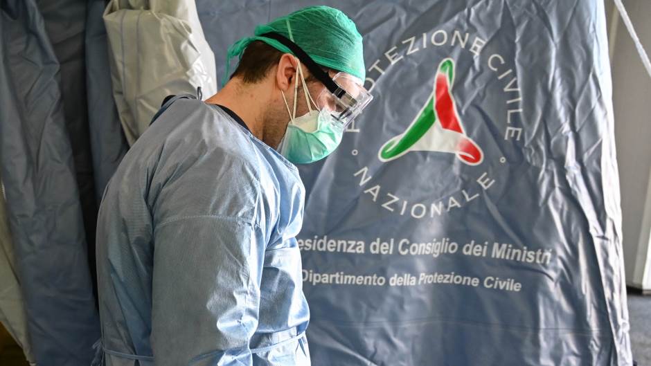 Ковид лудило у Италији: Невакцинисанима потпуна забрана приступа радним местима?!