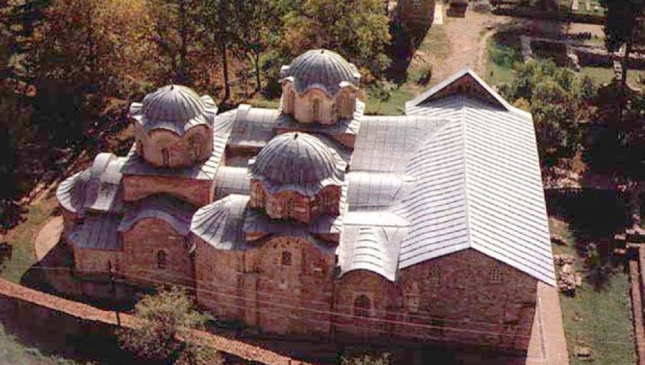 Затворен манастир Пећка Патријаршија! Короном заражено 10 монахиња и мати Харитина