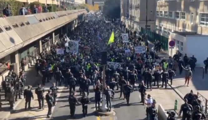 Италија, Швајцарска и Француска на улици: На стотине хиљада људи против корона мера (ВИДЕО)