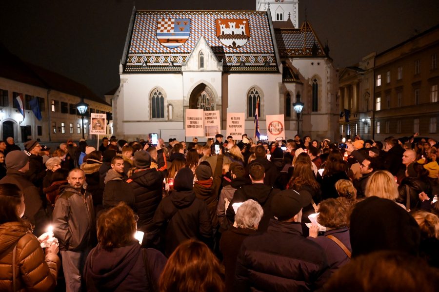 Нови протест против корона мера у Загребу