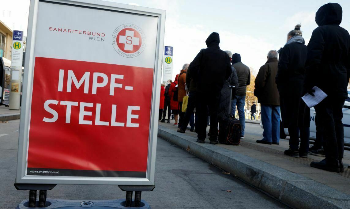 НОВИ НИВО УЦЕНЕ Отказ невакцинисаним медицинским радницима у Аустрији