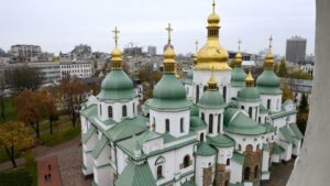 Лавров: САД директно имају удела у актуелној кризи православља