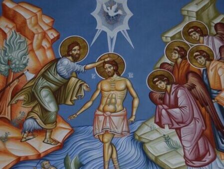 СПЦ и верници данас славе зимски Крстовдан, који се слави као успомена на прве хришћане који су примили веру и посвећен је Светом Јовану Крститељу