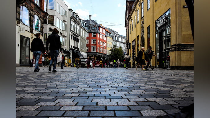 677z381_city-gdcfe78463_1920