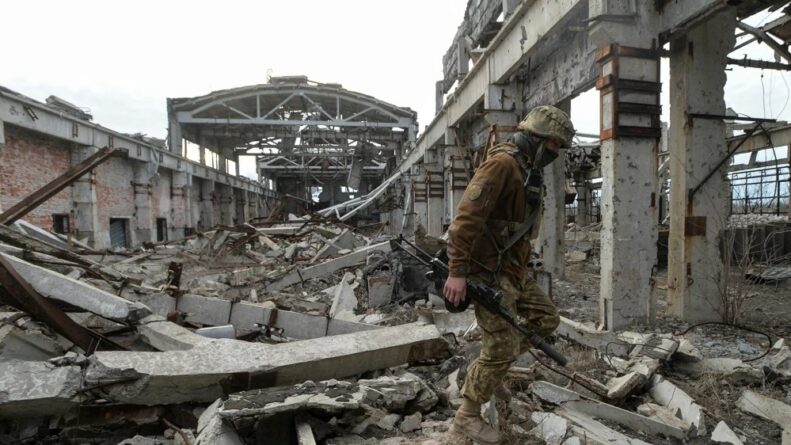 Лидер ДНР: На контакт линији 150.000 украјинских војника, данашња експлозија можда и провокација