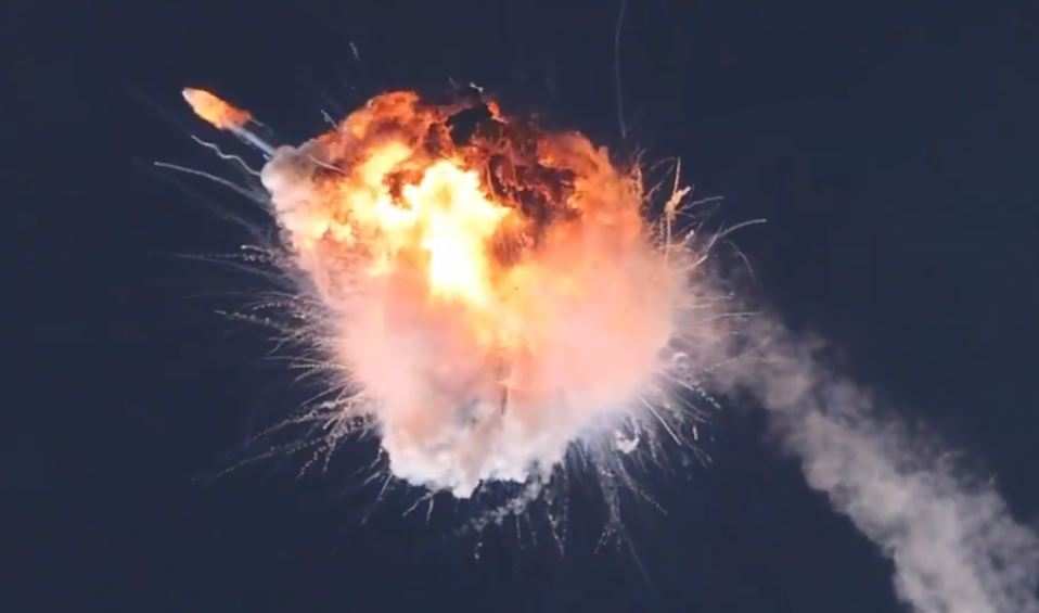 1_vzryv_rakety_alpha