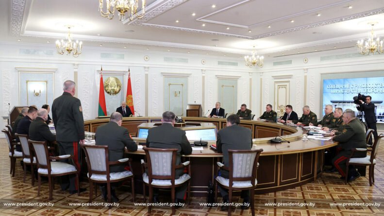 лукашенко војска