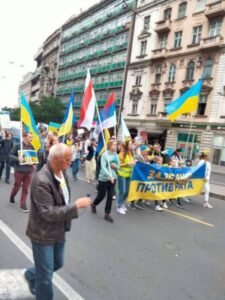 Изненађење на антируском митингу у Београду (видео)