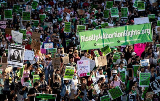 Протести у више америчких држава, затварају се клинике за абортус