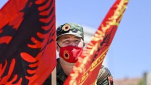 БРИТАНИЈА ОБУЧАВА ТЗВ. КБС: Оружане снаге Албаније на маршу "Камбријска патрола"