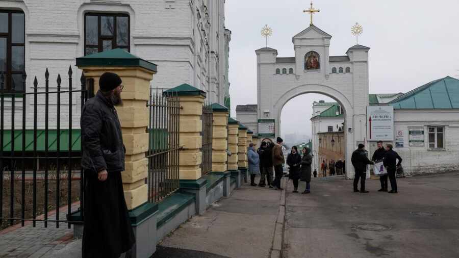 заузимање лавре