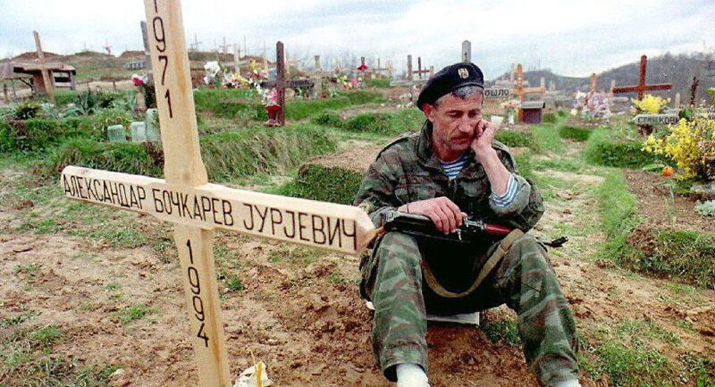 споменик руском добровољцу