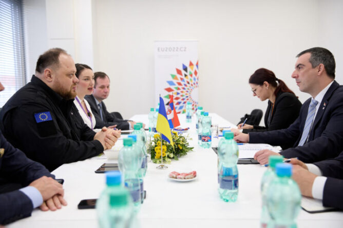 орлић украјина
