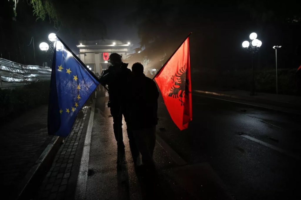 космет албанија