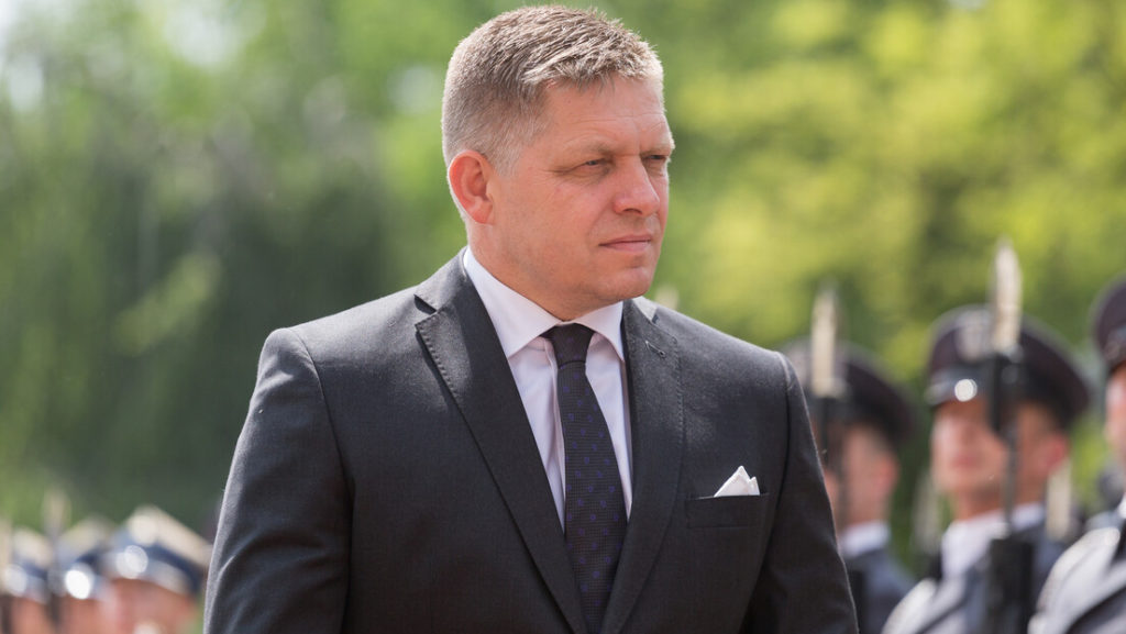 премијер