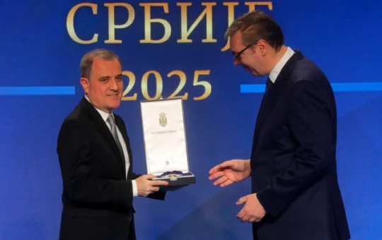 Бајрамов Вучић