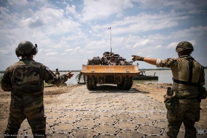 Француска појачава војно присуство у Румунији