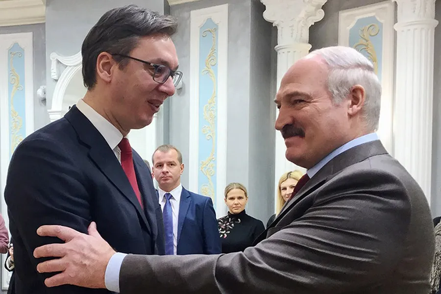 Лукашенко Вучић
