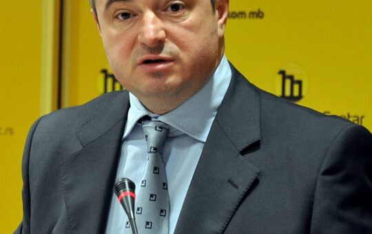 Душан Бајатовић