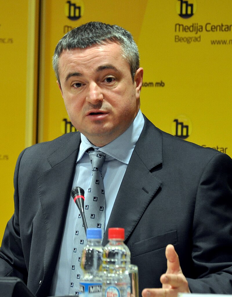 Душан Бајатовић