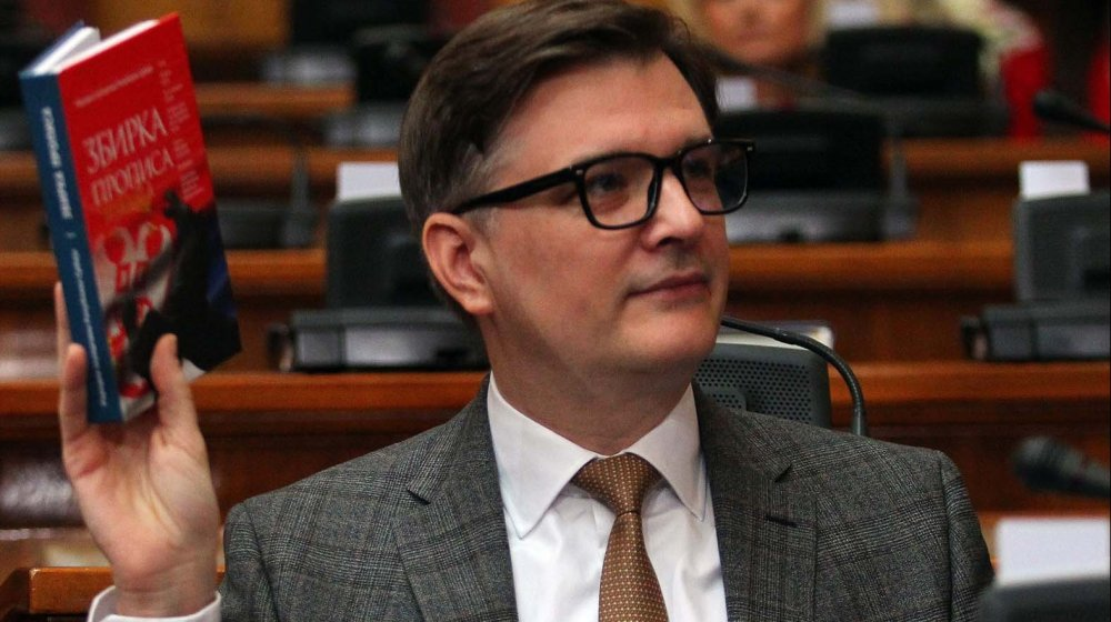 кипти од беса