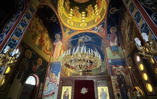 црква