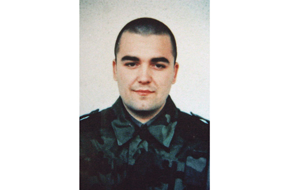 Саша Стајић