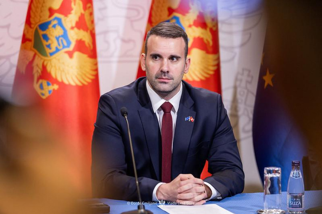 Спајић