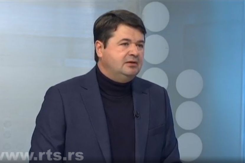 Владан Петров