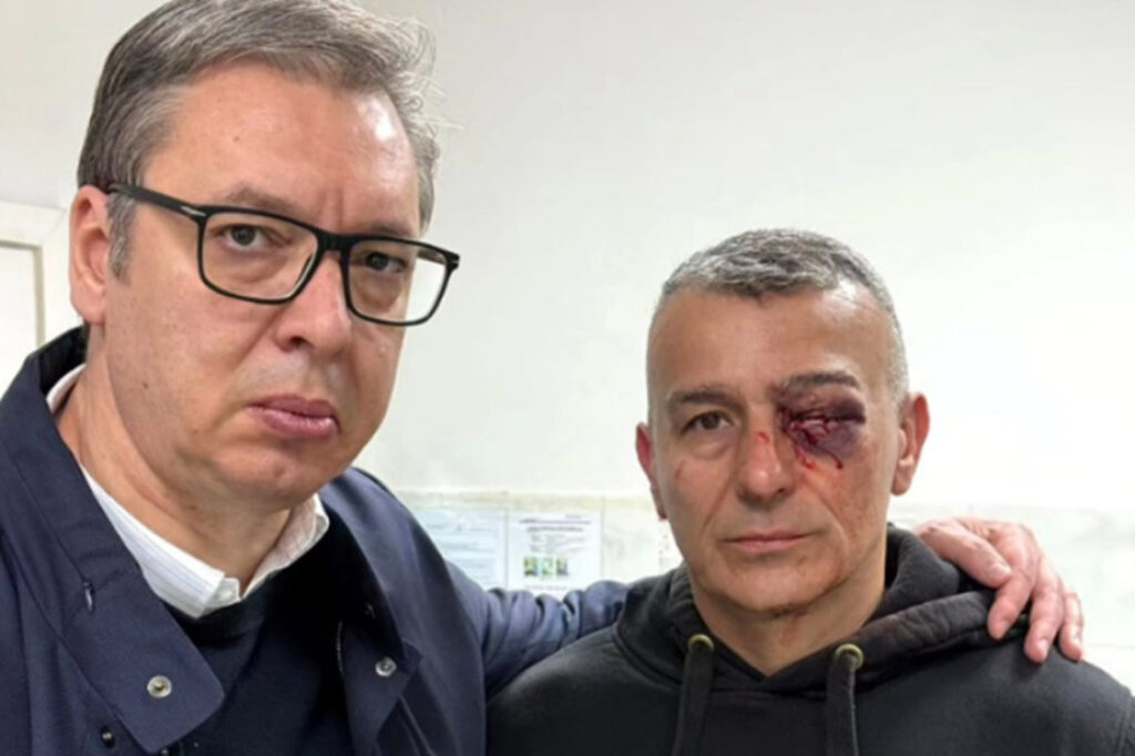 Вучић посетио полицајца Лазара Баћића