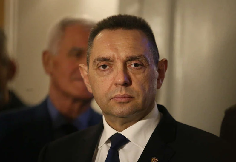 Александар Вулин