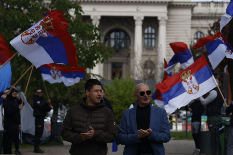 Херој Драгутин Димчевски посетио студенте који желе да уче