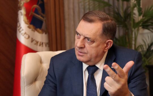 амбасадор Данске, додик