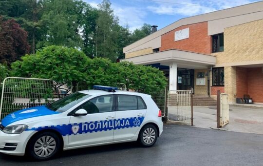 побити целу прву смену