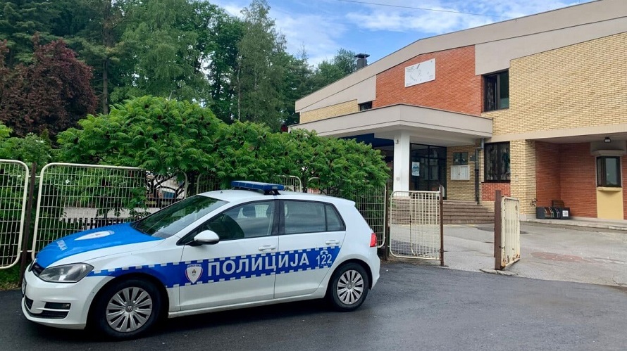 побити целу прву смену
