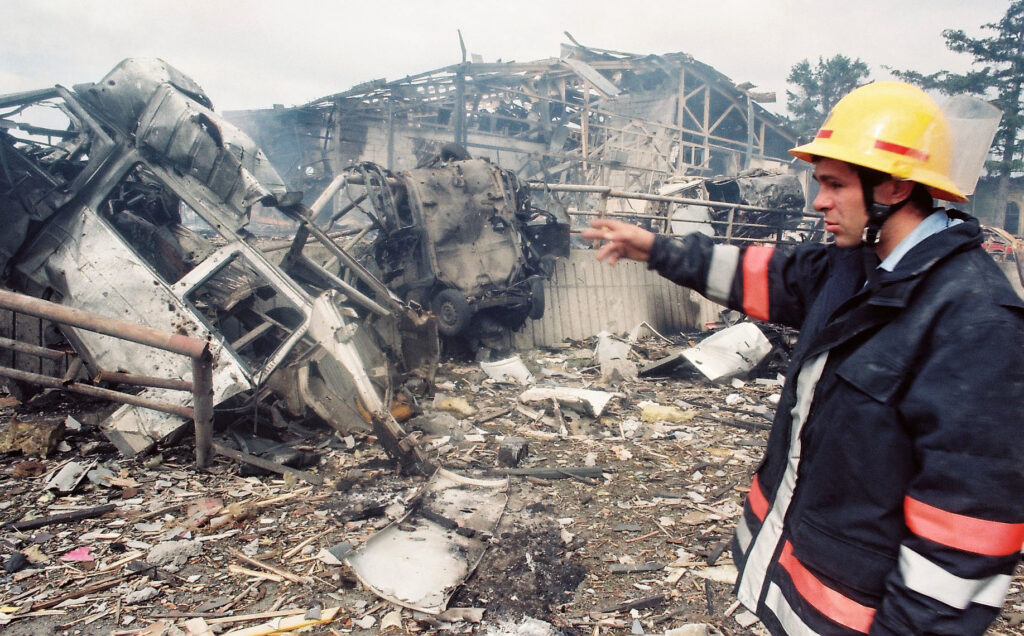 © Foto Darko DozetRTV Nato BombardovanjeNovi Sad 1999.Foto Darko Dozet