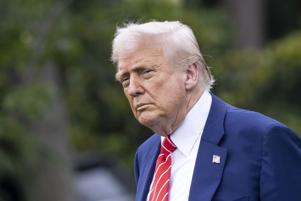 Трамп