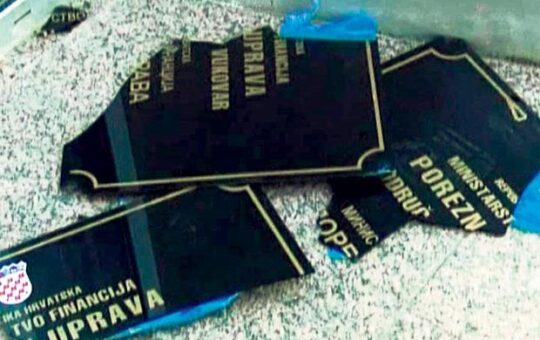 ломљење ћириличних табли