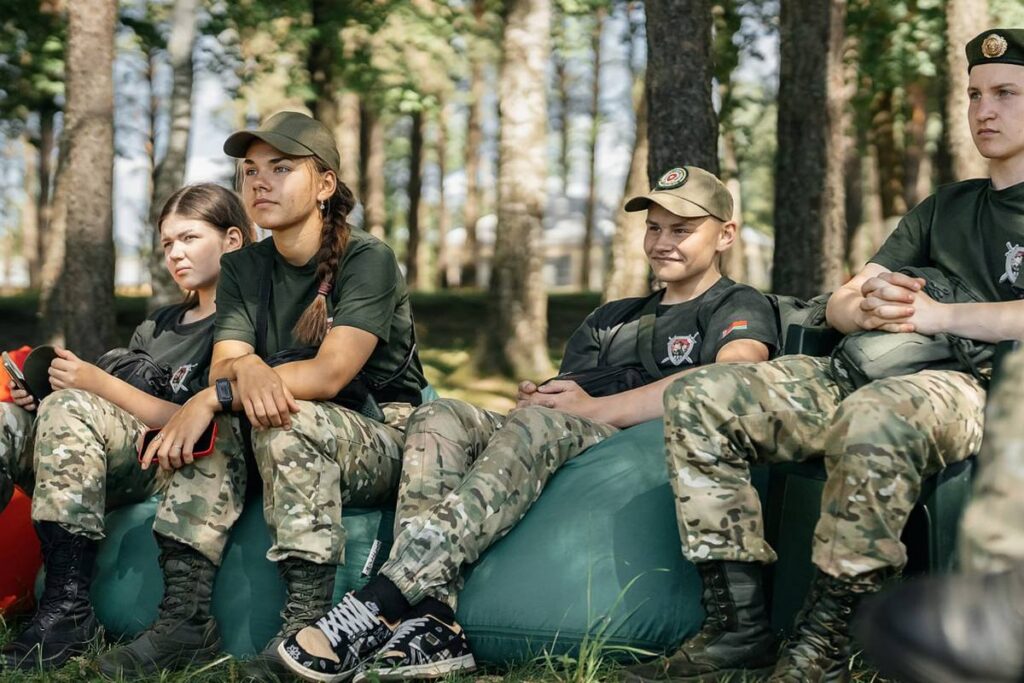 патриотска омладина у белорусији