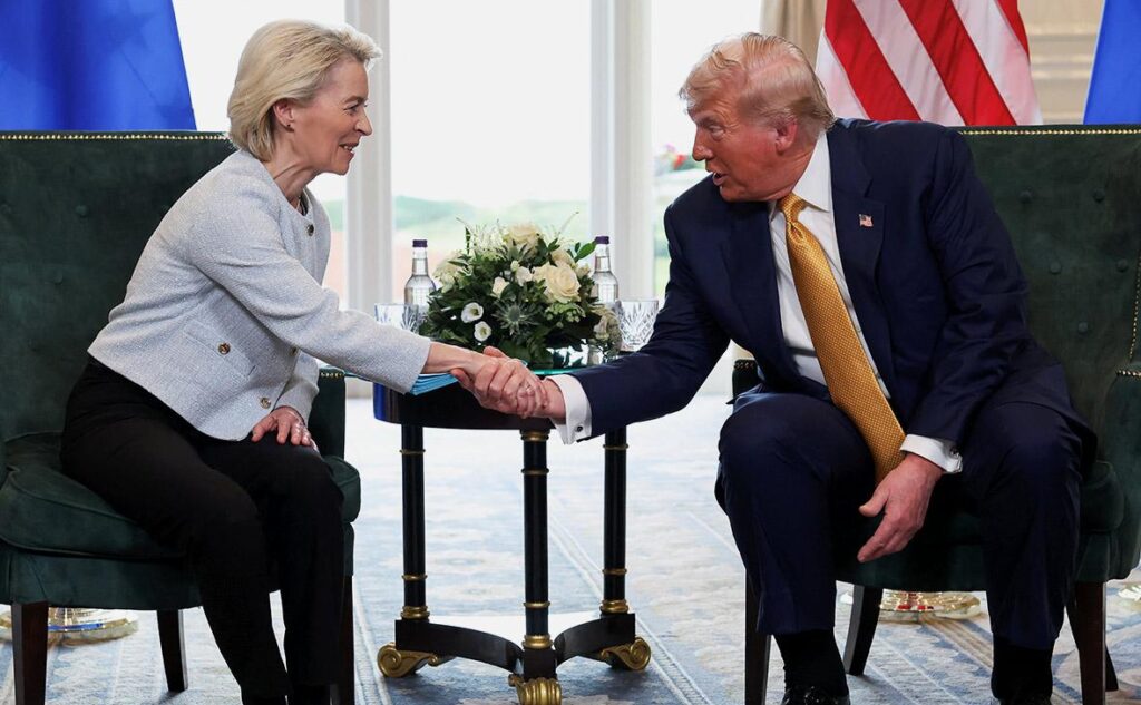 Трамп Урсула