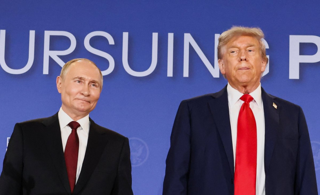 1218254_2025-08-15t232423z-1928603297-rc2v7gaas5o7-rtrmadp-3-ukraine-crisis-summit_iff