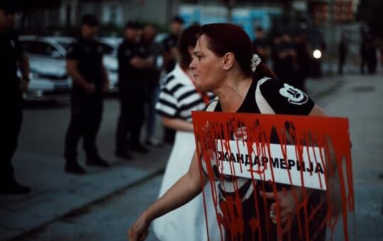 блокадери крваве шаке