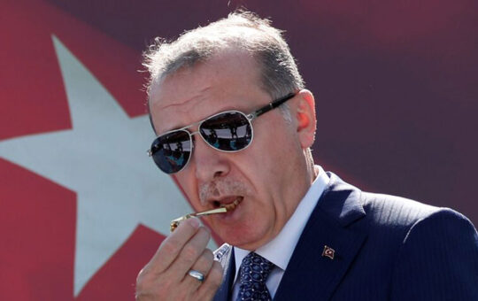 Erdogan-sunglasses-EagleEyeExplore