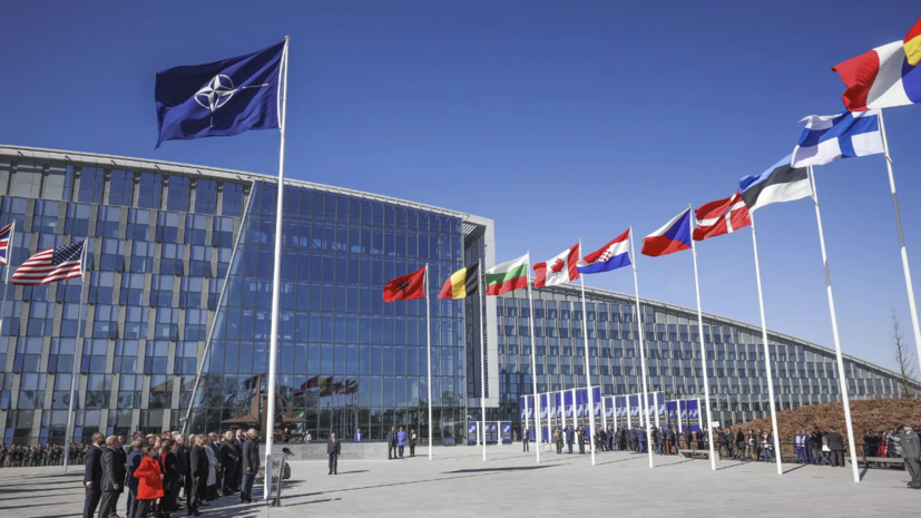 НАТО Албанија