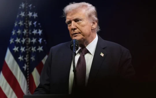 Трамп наговестио покретање истраге против Сороша